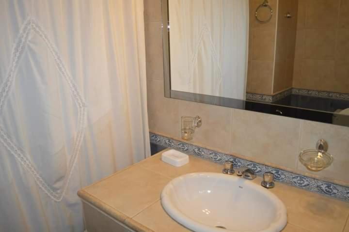 Nuevo Hotel Magnet Villa Carlos Paz Buitenkant foto